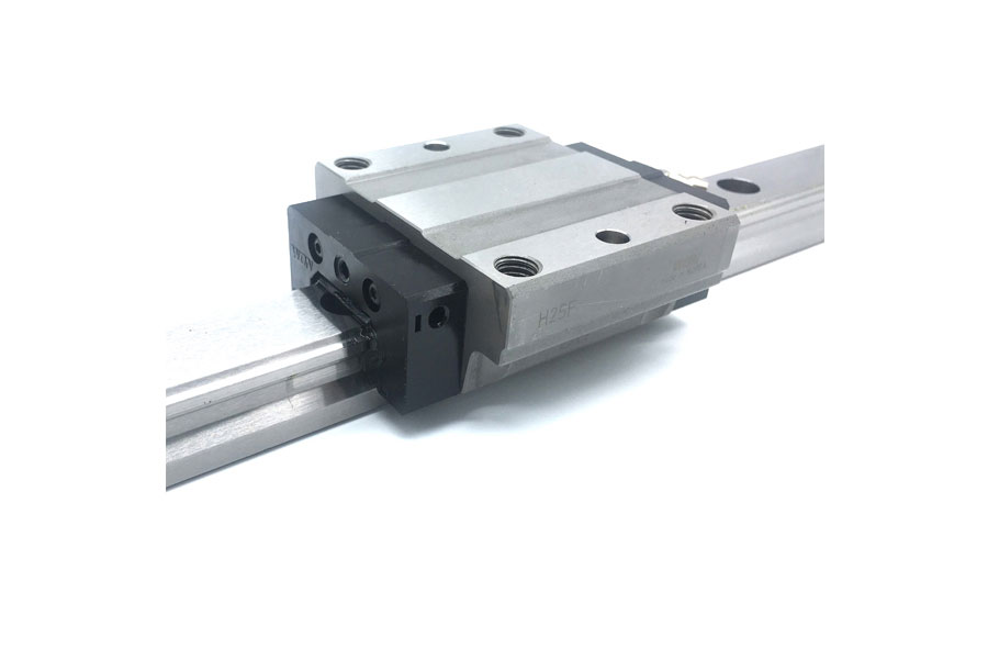 怎么選擇生產(chǎn)直線導(dǎo)軌的材料？